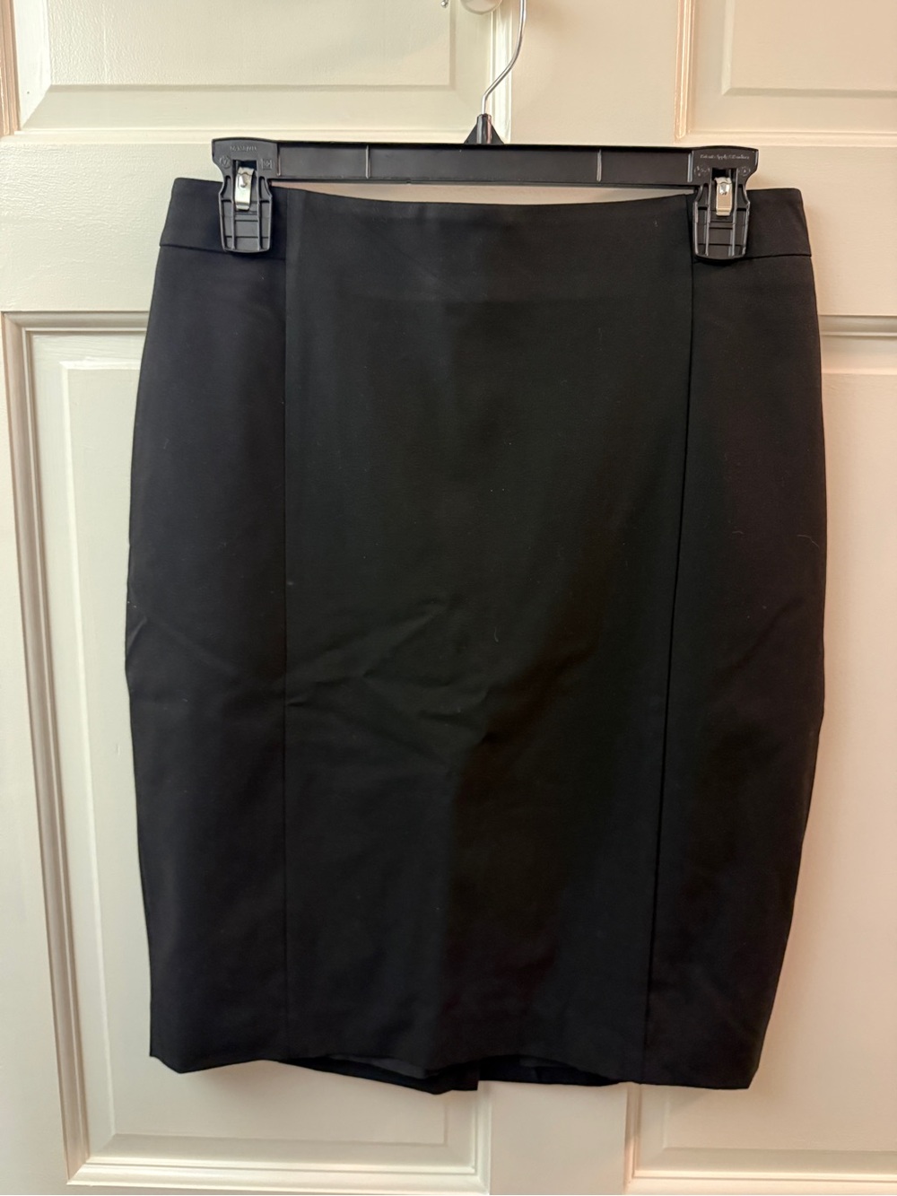 Ann Taylor Black Pencil Skirt - Sleek Workwear